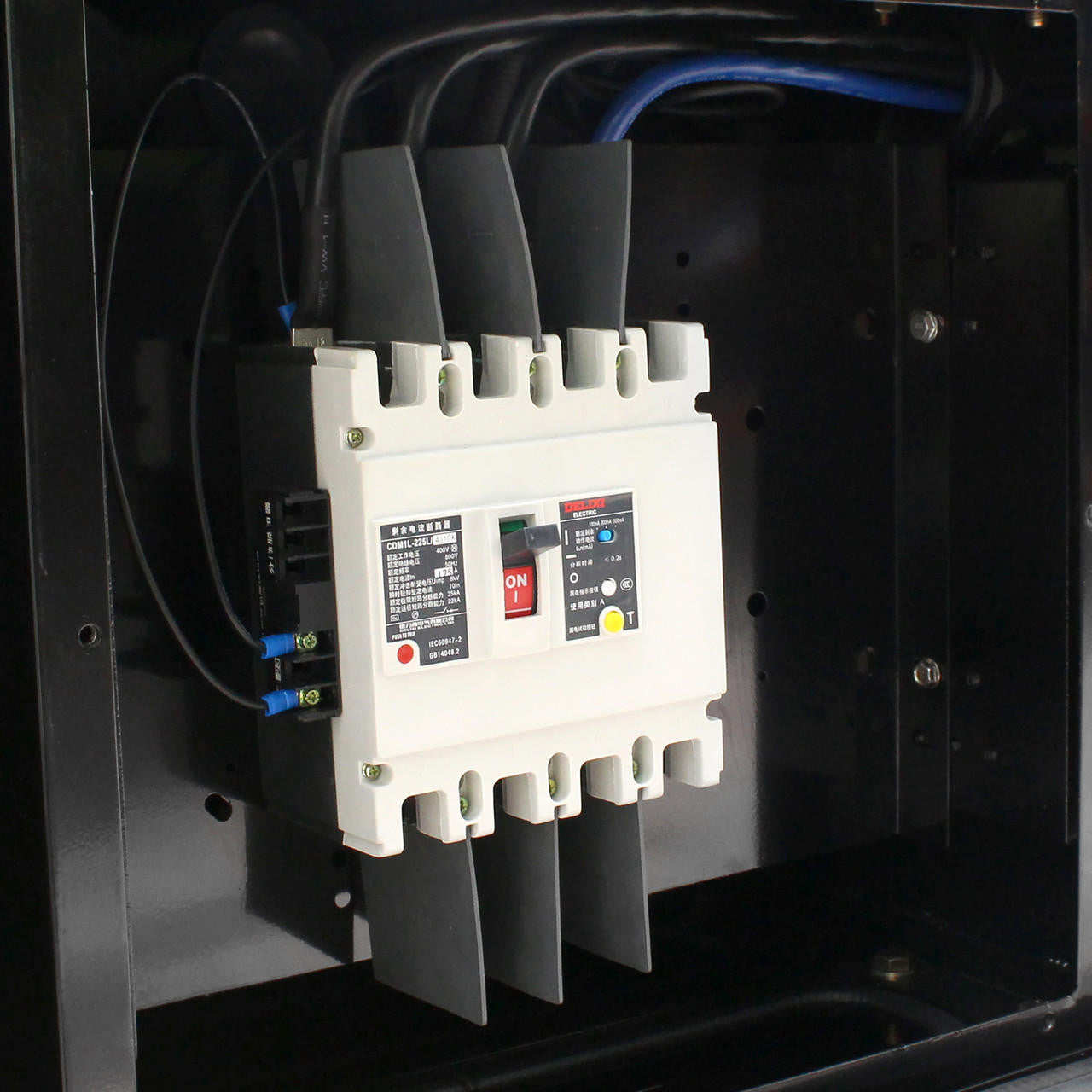 3 phase busbar