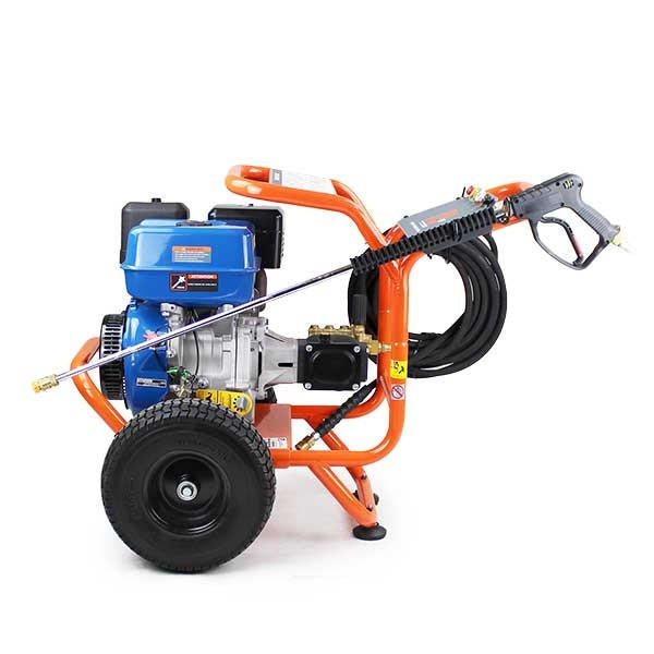 Hyundai Powered Pressure Washer