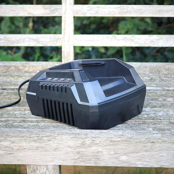 Hyundai Garden Machinery Charger