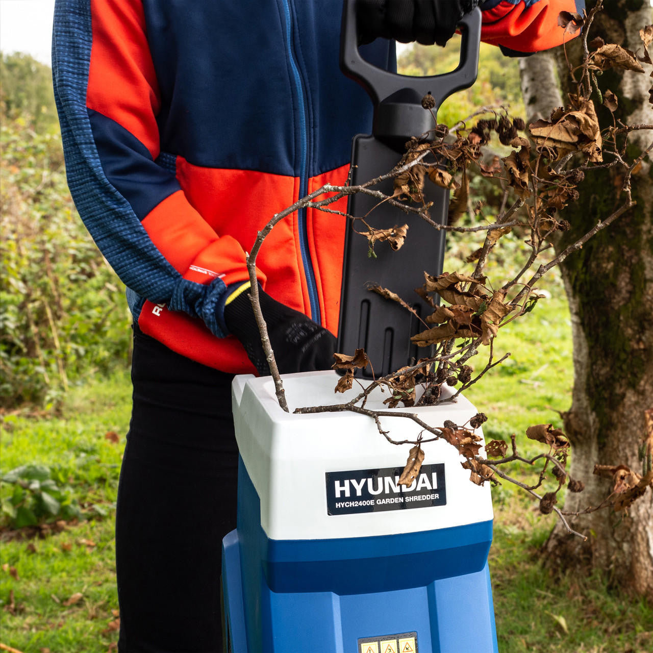 Hyundai 2400w Electric Garden Shredder 2.4kW 230v 45L Collector | HYCH2400E