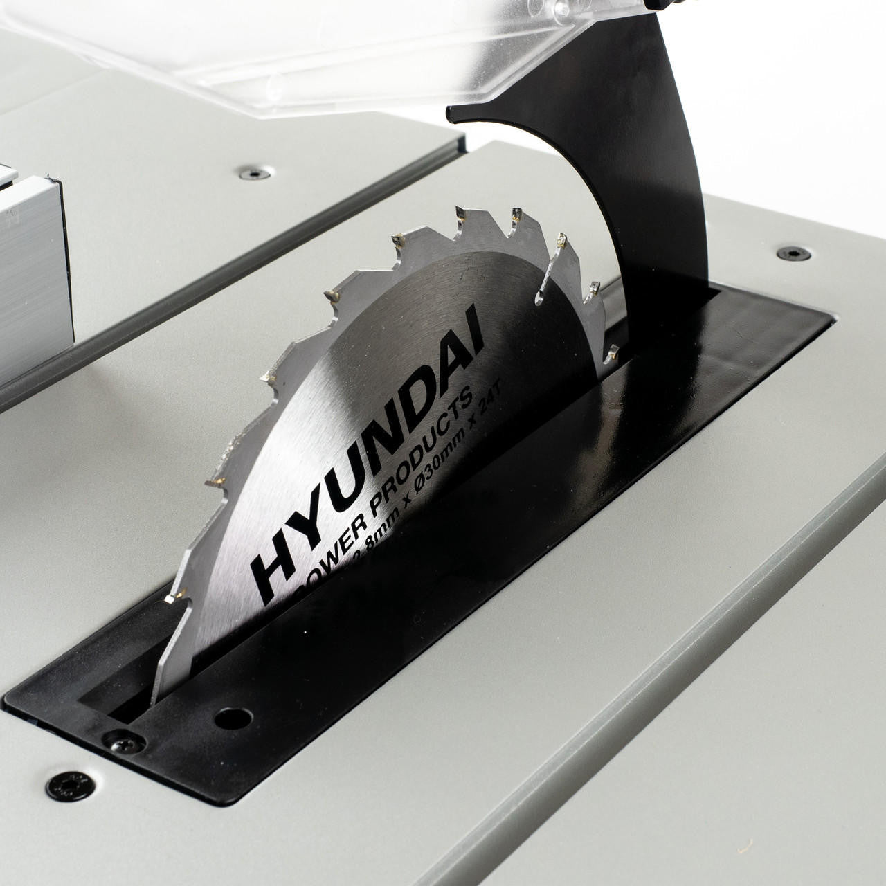 Saw for cutting laminate flooring