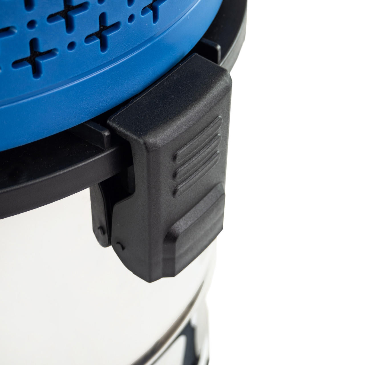 Powerful vacuum cleaner