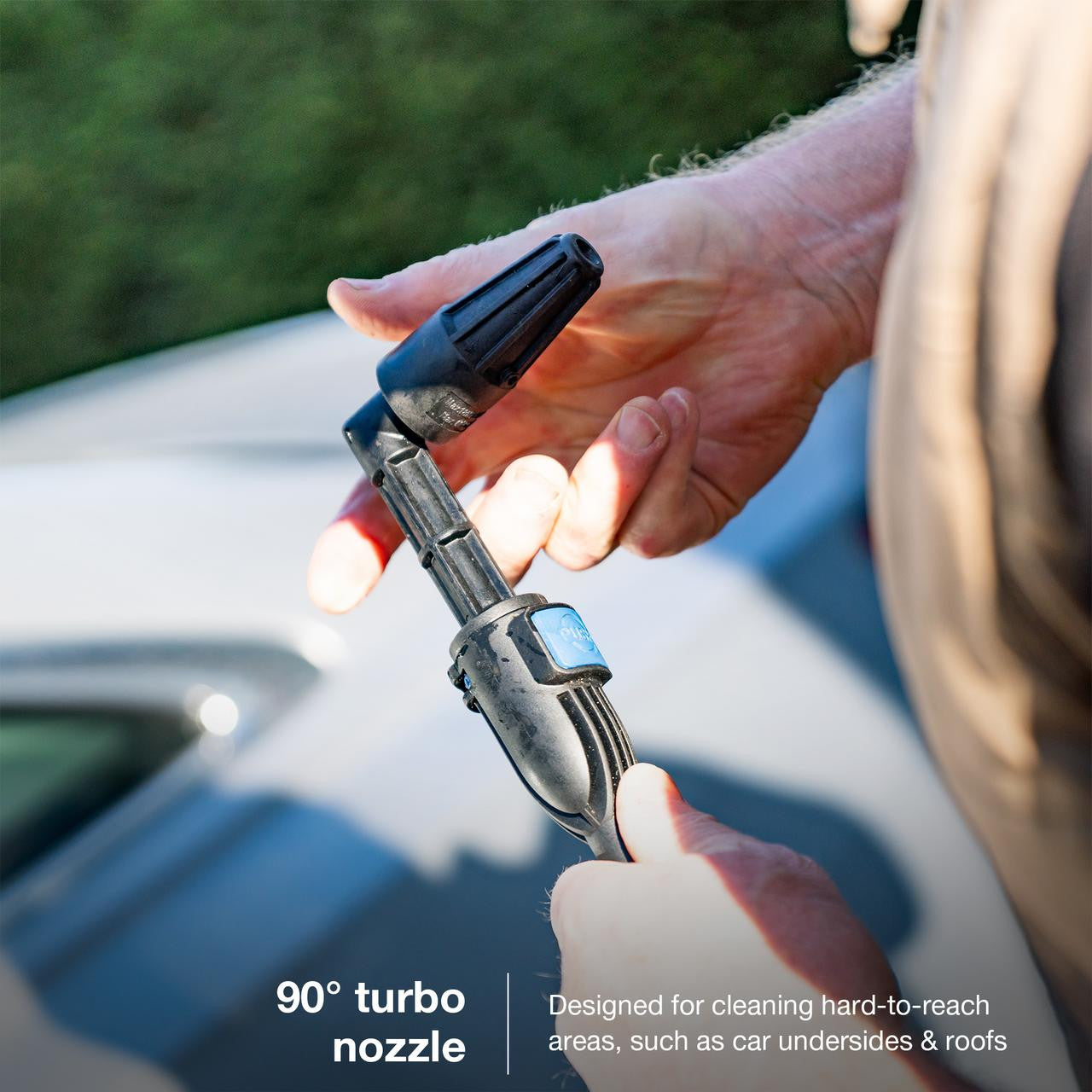 Hyundai 180Bar/ 2610psi Electric Pressure Washer, 8L/min, 2400W High-Performance Jet Wash with Hose & Attachments | HYW2400E