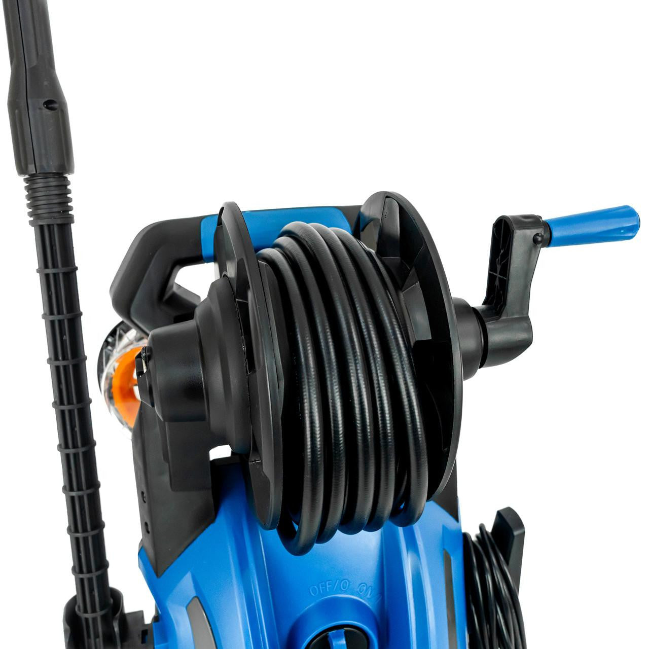 Integrated hose reel for tidy storage 