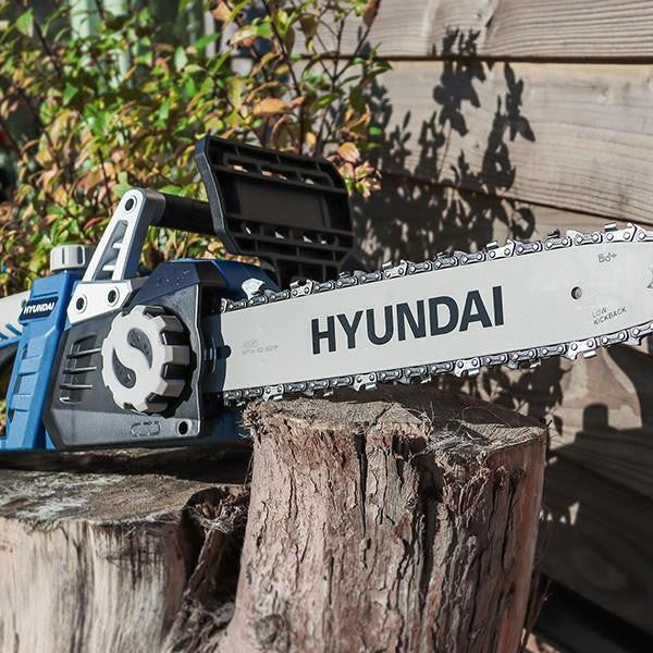 Hyundai 14" 35cm Electric Chainsaw 1600W 230V & Garden Trolley on Wheels, 100kg Load with Brakes  | HYC1600E+GTW260