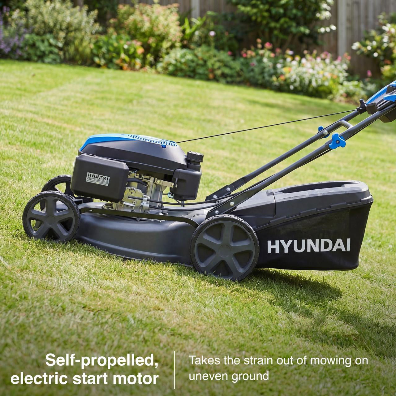 Self propelled Hyundai lawnmower with 45L grass collector box