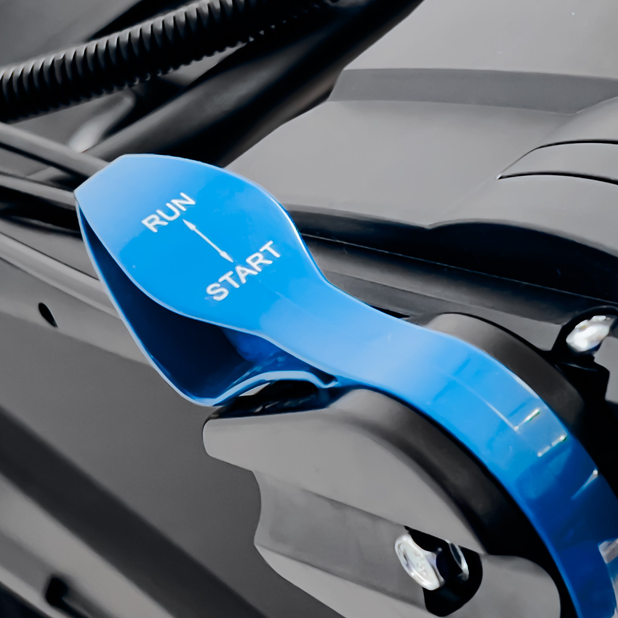 Hyundai 20" / 51cm Self-Propelled Petrol Lawnmower, Electric Start, 196cc | HYM20200SPEX