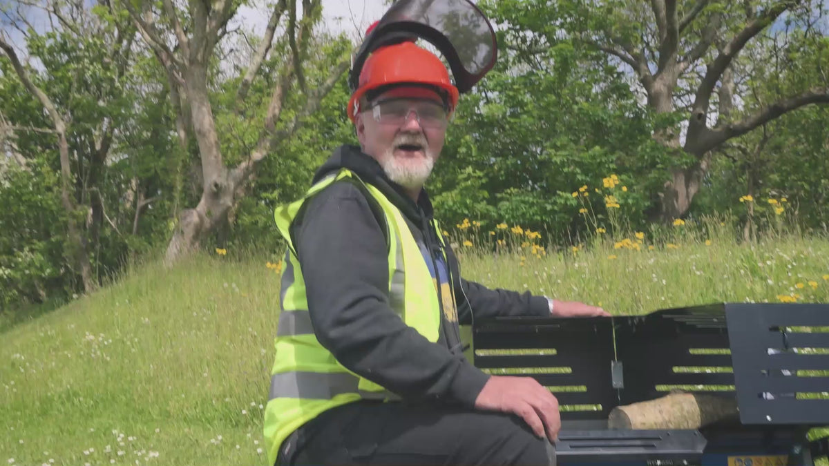 https://media.hyundaipowerproducts.co.uk/HYLS5000HE/HYLS5000%20and%207000HE%20Demo%20Video%20w%20Ade.mp4
