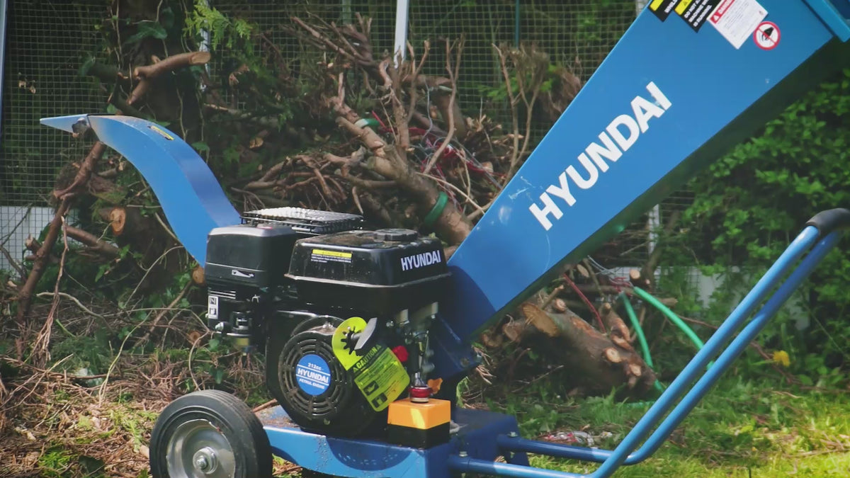 Load video: http://media.hyundaipowerproducts.co.uk/HYCH6560/Video/HYCH6560%20Lifestyle%20Highlightsweb.mp4